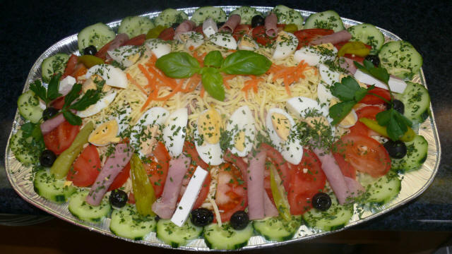 Pizzeria La-Roma Rees-Haldern: Pizza 251_Insalata Capricciosa