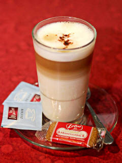 Pizzeria La-Roma Rees-Haldern: Latte Macchiato