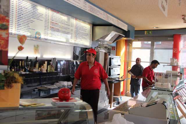 Pizzeria La Roma Rees-Haldern Thekenbereich